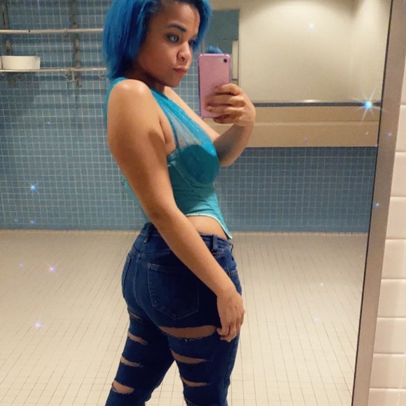 Meet your Posher, Reena - Picture 10 of 11